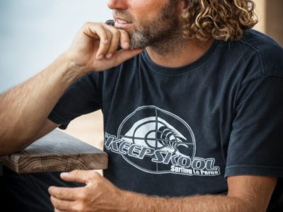 Rencontre avec Pierre, fondateur de Skeepskool école de surf de la Plage Centrale du Porge