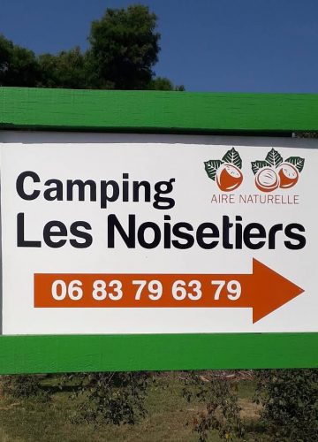 Aire naturelle de camping Les Noisetiers